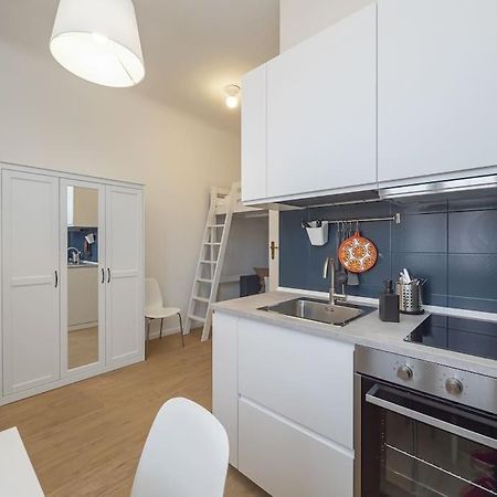 Youhosty - Accademia 53 Quinto Apartment Милано Екстериор снимка