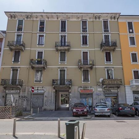 Youhosty - Accademia 53 Quinto Apartment Милано Екстериор снимка