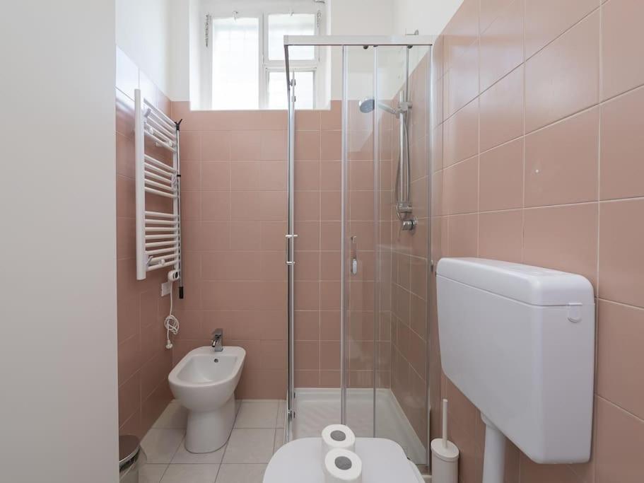Youhosty - Accademia 53 Quinto Apartment Милано Екстериор снимка